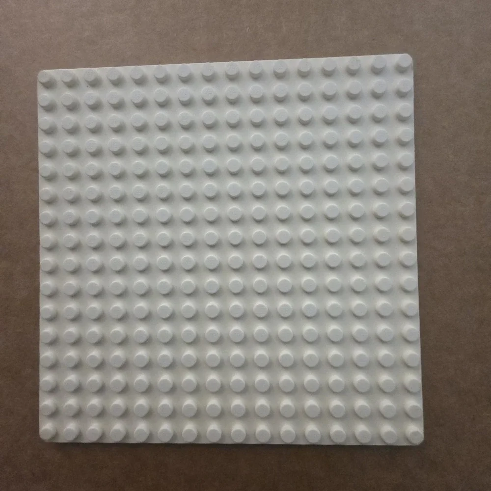 LEGO 91405  Flat Plates  5 -  16x16 Plates 3 White 1 Green & 1 Tan Lot Of 5 Read